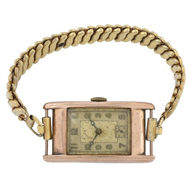 Lot 475 - A 1930s wrist watch, with 9ct gold case and base metal expandable strap