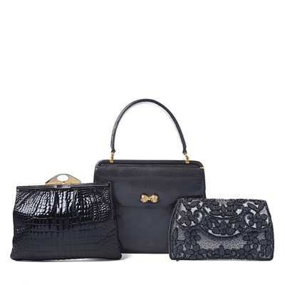 Lot 589 - Three vintage handbags.