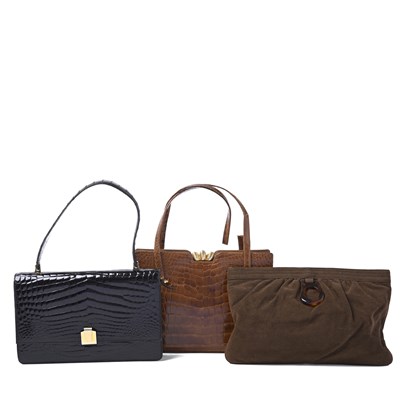 Lot 590 - Three vintage handbags.