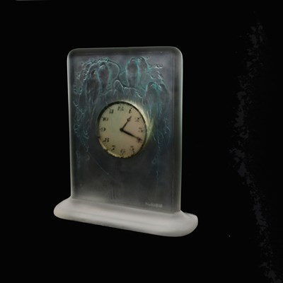 Lot 66 - Rene Lalique, a Six Hirondelles Perchees glass...