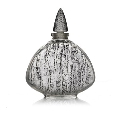 Lot 97 - Rene Lalique for Arys, a Le Mimosa glass...