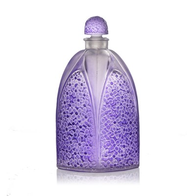 Lot 91 - Rene Lalique for Gabilla, a Lilas glass...