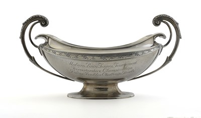 Lot 313 - A George V silver pedestal bowl or centrepiece,...