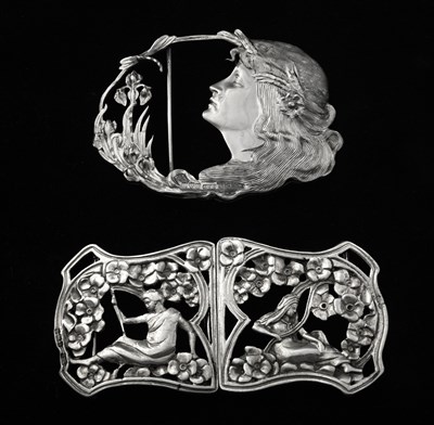 Lot 177 - An Art Nouveau cast silver belt buckle, by...