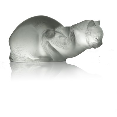 Lot 5 - Rene Lalique, a Chat Couche sculpture, model...