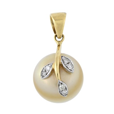 Lot 24 - A South Sea cultured pearl and brilliant-cut diamond drop pendant