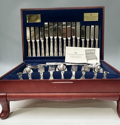 Lot 340 - An extensive Viners Kings Pattern...