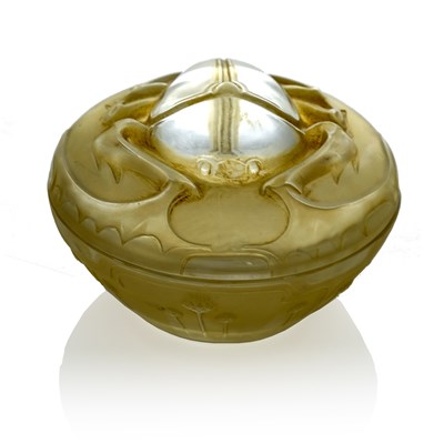 Lot 80 - Rene Lalique for Piver, a Scarabee box, model...