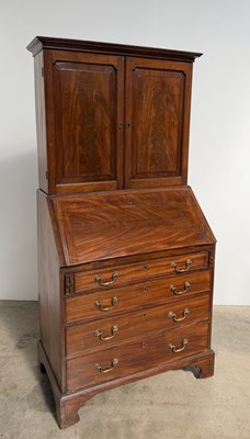 Lot 780 - A late 18th/early 19th century mahogany...