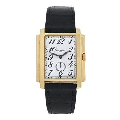Lot 229 - Patek Philippe, an 18ct gold Gondolo wrist watch