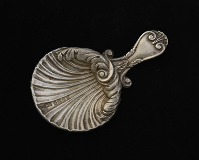 Lot 122 - Robert Hennell, a William IV silver caddy...