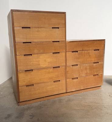 Lot 807 - An oak veneered chest of drawers with ten...