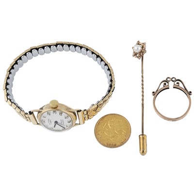 Lot 527 - A selection of items
