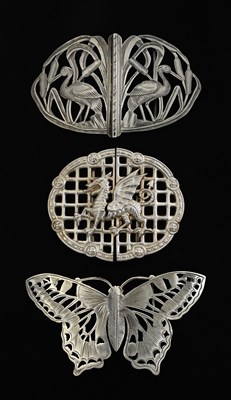 Lot 179 - An Edwardian silver Art Nouveau belt buckle,...