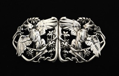 Lot 173 - An Edwardian Art Nouveau cast silver belt...