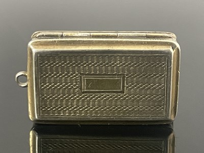 Lot 147 - A George IV silver gilt castle top vinaigrette,...