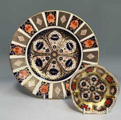 Lot 120 - Two Royal Crown Derby bone china plates, 'Old...
