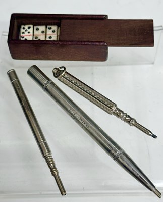 Lot 289 - A silver Sampson Mordan & Co propelling pencil,...