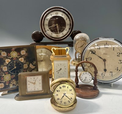 Lot 87 - A collection of Art Deco and mid-century...