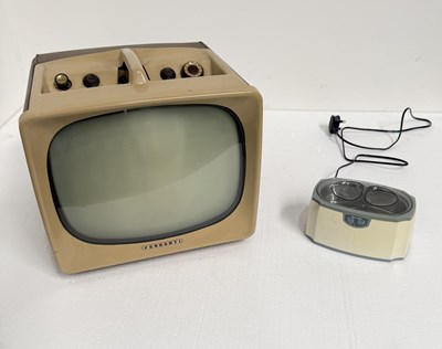 Lot 331 - A Ferranti tabletop cathode-ray tube...