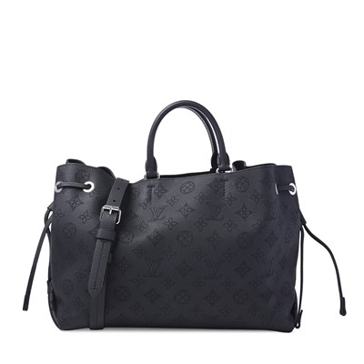 Lot 499 - Louis Vuitton, a Bella tote handbag.
