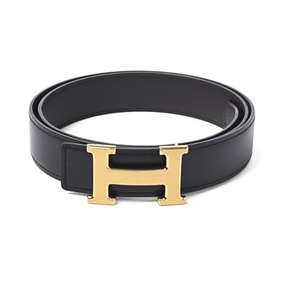 Lot 457 - Hermès, a 2011 reversible Constance belt.