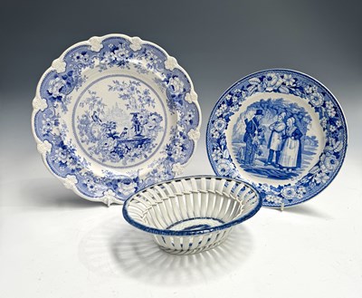 Lot 174 - A Pearlware blue and white reticulated...