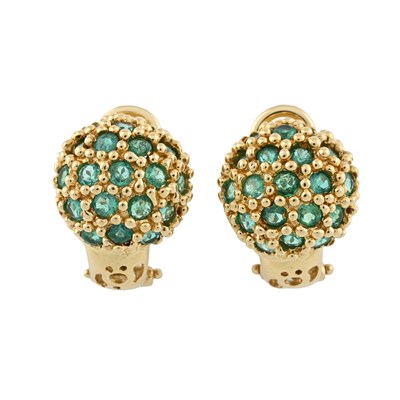 Lot 23 - A pair of emerald dome earrings