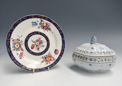 Lot 210 - An early 19th century Berlin lidded porcelain...