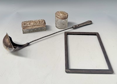 Lot 537 - Scrap silver including a picture frame...