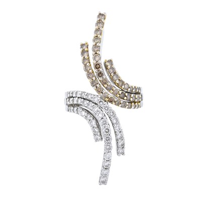 Lot 196 - An 18ct gold brilliant-cut diamond and 'brown' diamond dress ring