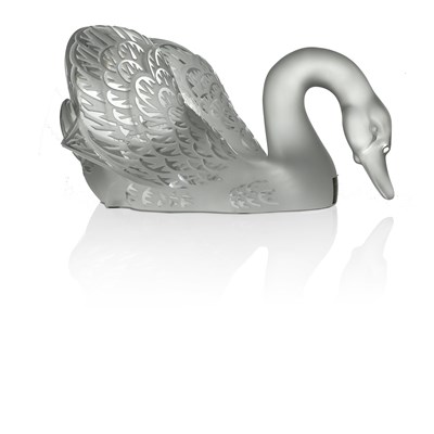 Lot 111 - Lalique, a Cygne Tete Penchee glass ornament,...