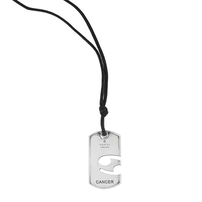 Lot 437 - Gucci, a Cancer zodiac pendant.