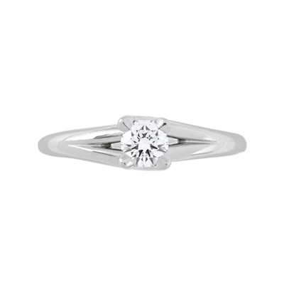 Lot 140 - Chaumet, a brilliant-cut diamond single stone ring