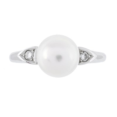 Lot 94 - Mikimoto, a cultured pearl and brilliant-cut diamond ring