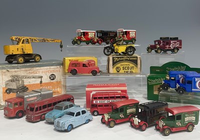 Lot 33 - A collection of die-cast miniature model...