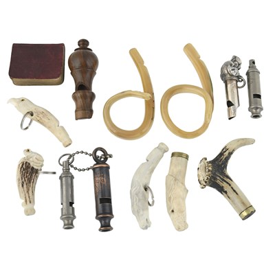 Lot 329 - A collection of whistles