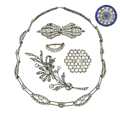 Lot 323 - A selection of Georgian and Victorian paste jewellery