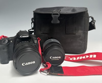 Lot 183 - Canon EOS 60D with case alongside Canon...
