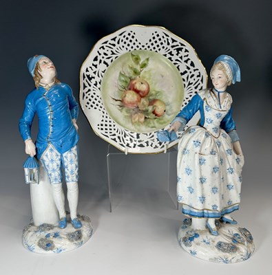 Lot 63 - A fruit study cabinet plate, hand-painted by...