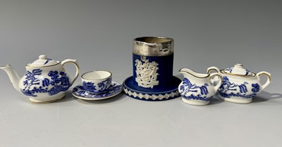 Lot 95 - A silver-mounted Adams Jasperware matchstriker,...