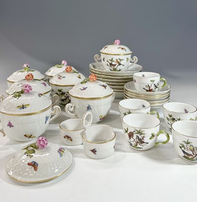 Lot 11 - Herend porcelain, Rothschild Bird pattern,...