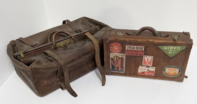 Lot 159 - A jumbo large 19th/early 20th century leather...