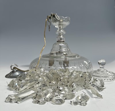 Lot 39 - An early 20th-century three-light glass...