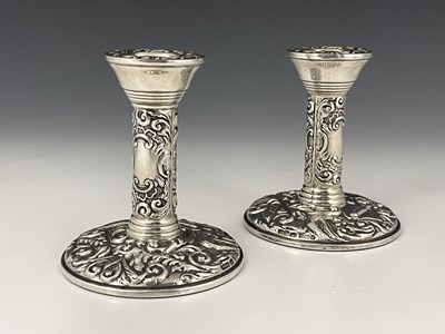Lot 226 - A pair of Elizabeth II silver dwarf...