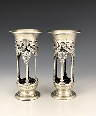 Lot 115 - A pair of Edwardian Art Nouveau style spill...