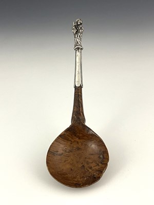 Lot 60 - A seventeenth-century Alpine apostle spoon,...