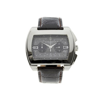 Lot 230 - Baume & Mercier, a stainless steel Hampton chronograph wrist watch