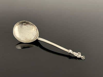 Lot 66 - A seventeenth-century Swiss silver apostle...
