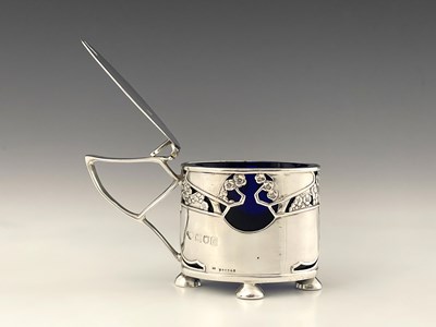 Lot 72 - Kate Harris for Goldsmiths and Silversmiths...